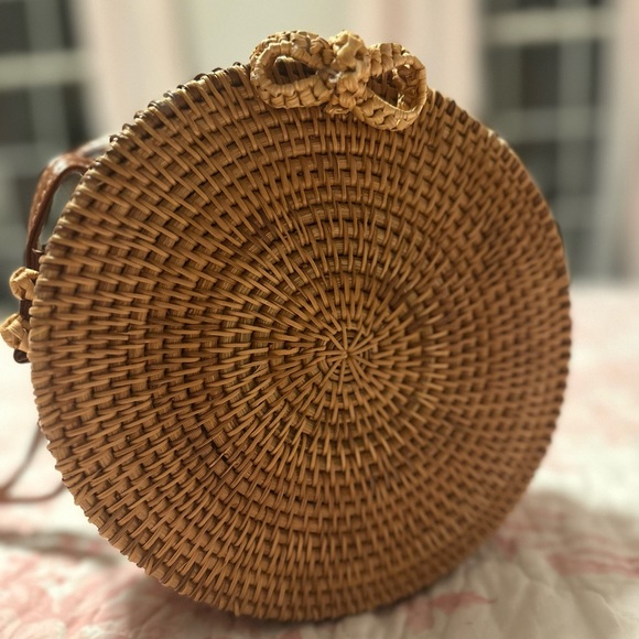 Handbags - $8 OR 3 for $18-Round rattan shoulder bag